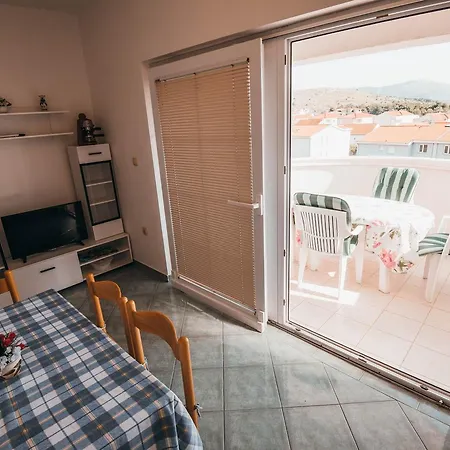 Apartment Visnjic *