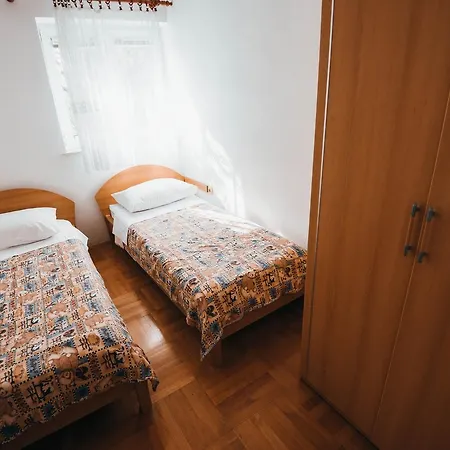 Visnjic Apartment *